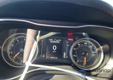 2021 Jeep Cherokee Latitude Plus z USA, uszkodzony, nr VIN 1C4PJMLB7MD107982